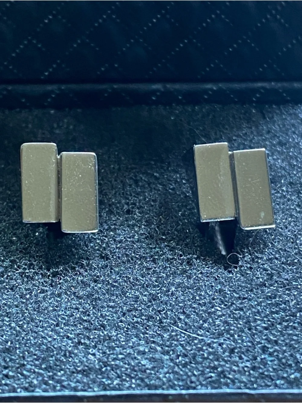 Vintage Hickok Men's Minimalist Silver-Tone Triagle Cufflinks 1950s-60s